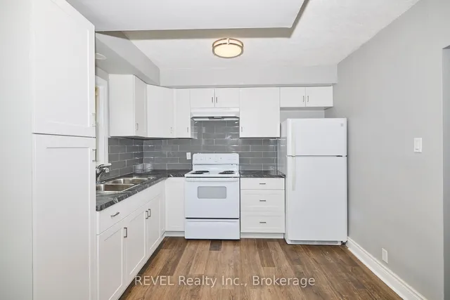 43 COSBY Ave, St. Catharines 3