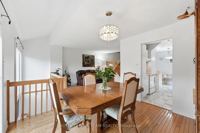 66 Armadale Cres, Ottawa 5