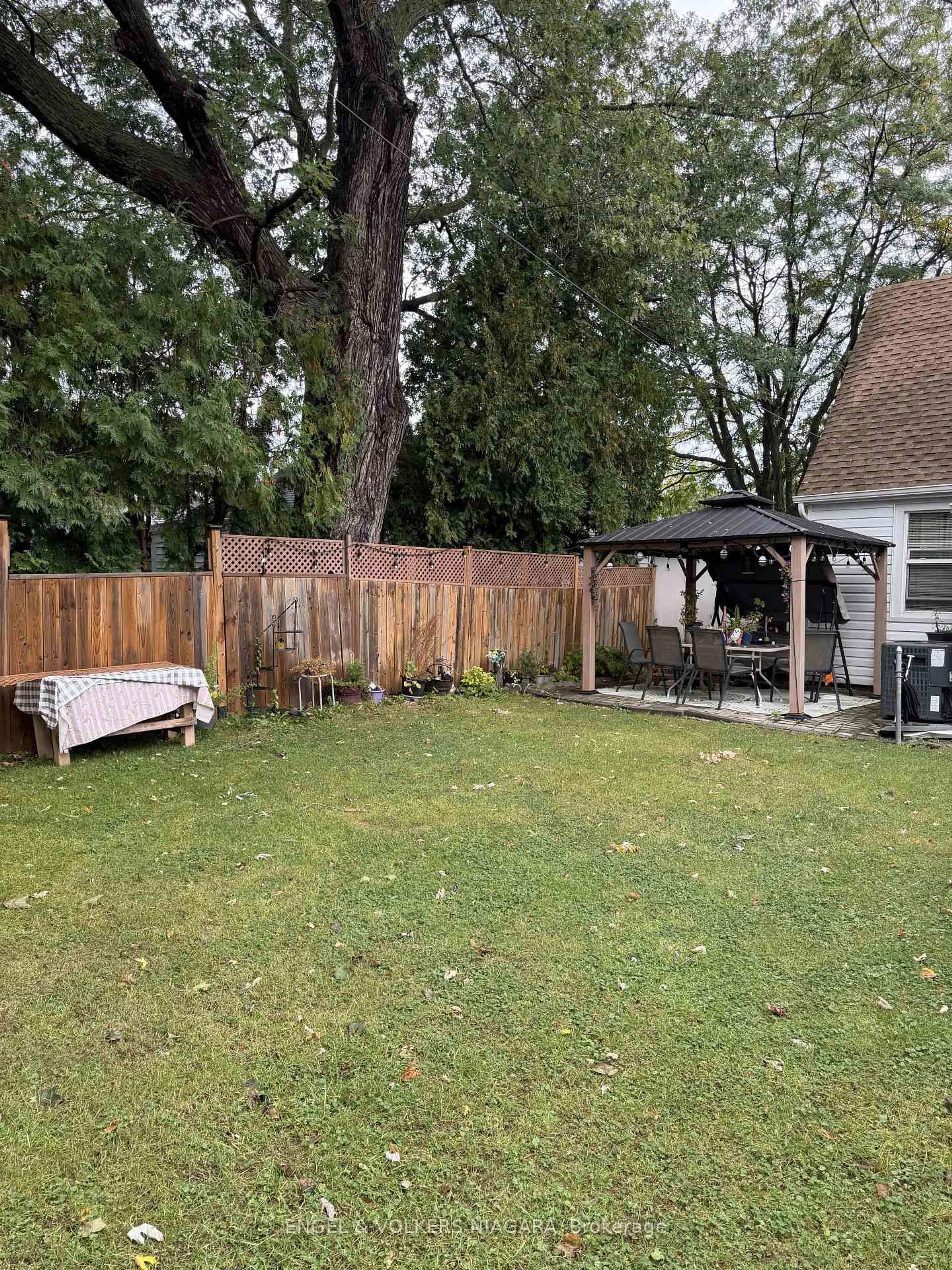 trreb/IMG-X13858592_1e60df1c-f6e5-4142-b998-71565a52577e-l.jpg