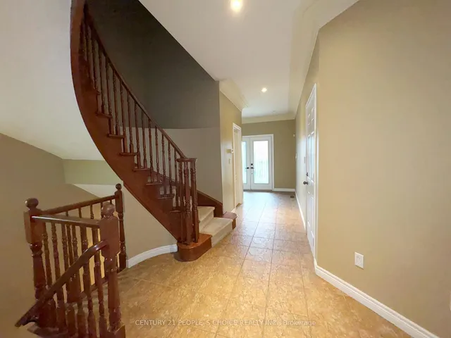 8 Sunbeam Dr, Hamilton 4