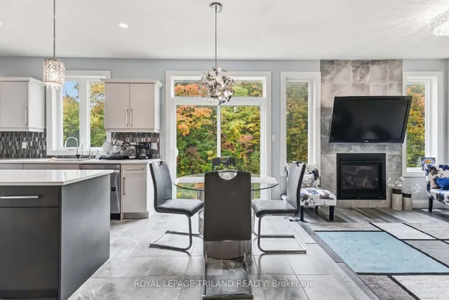 1312 Sandbar St, London North 3