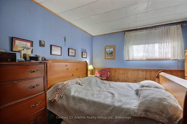 1051 Halls Lake Rd, Algonquin Highlands 3