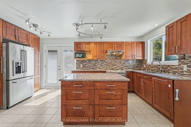 7220 Mitch Owens Rd, Ottawa 2