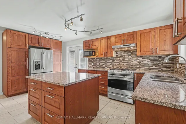 7220 Mitch Owens Rd, Ottawa 4