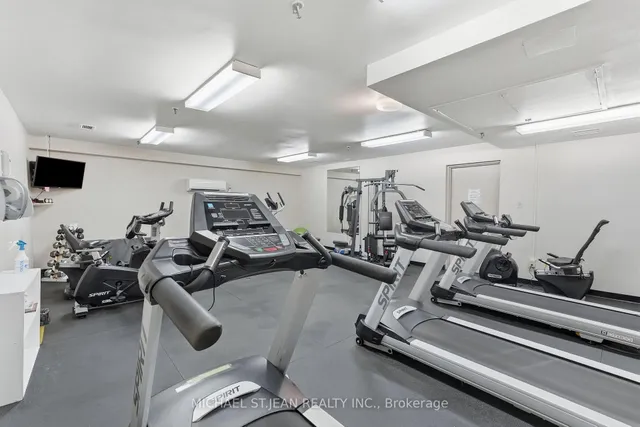 301 Frances Ave #705, Hamilton 5
