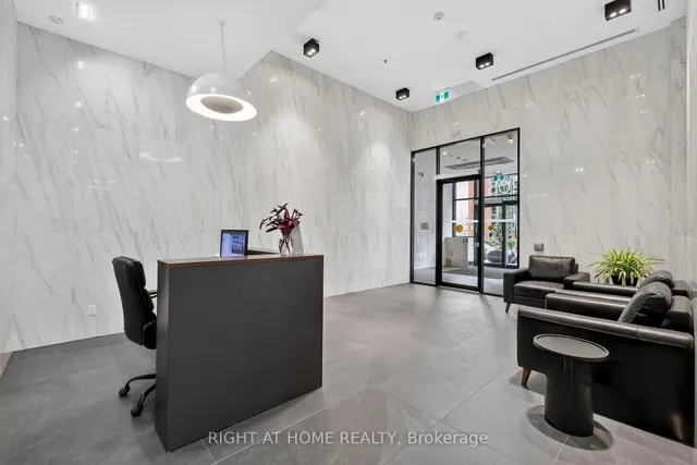 203 Catherine St #1106, Ottawa 5