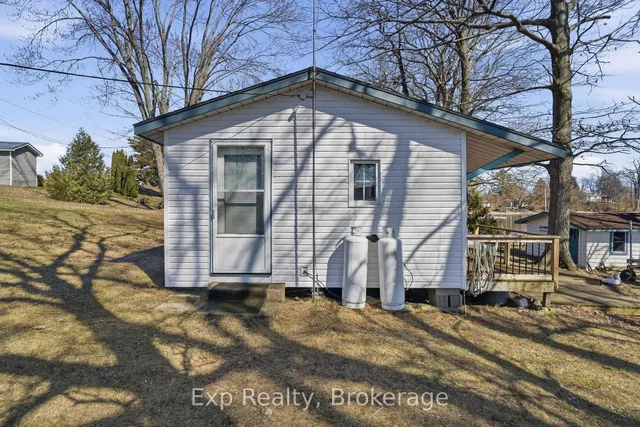 32 Quinte View Rd, Bath 3