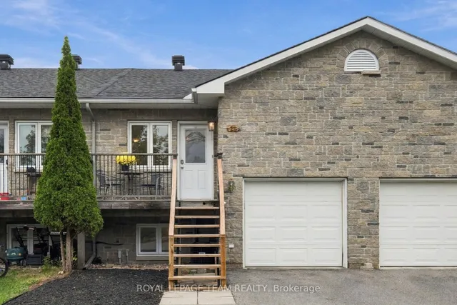 24 Farm St, Almonte 2