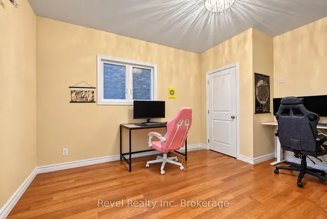 373 First Ave, North Bay 5