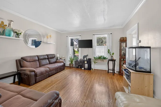 186 Bridge St, Greater Napanee 5