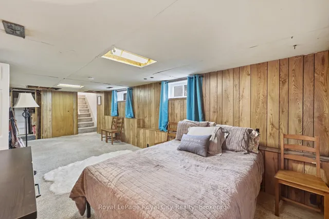 22 Hill Ave, Brantford 5