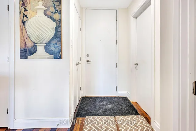 323 Winona Ave #10, Ottawa 5