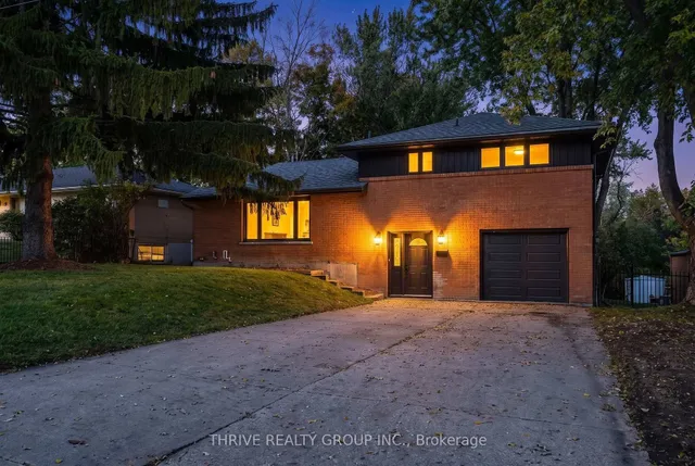 139 Deer Park Circ, London North 3