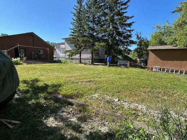 257 Leslie St, Greater Sudbury 2