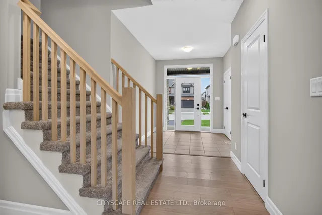 68 Davidson Dr, Stratford 5