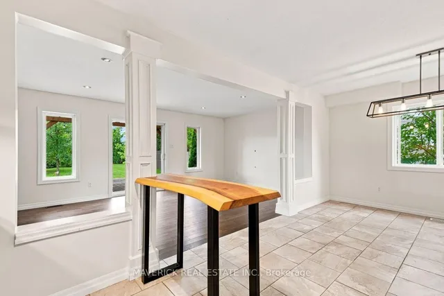 3 Leesboro Tr, Thames Centre 5