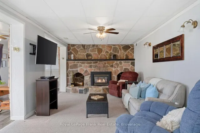 106 Starr Blvd, Kawartha Lakes 2