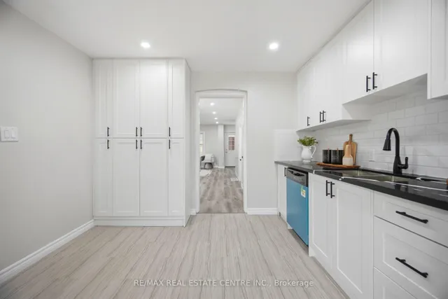 44 Gordon St, Hamilton 5