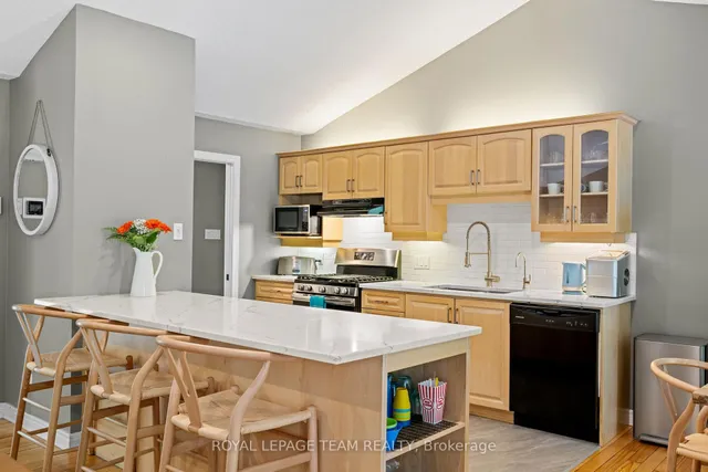 5040 Stonecrest Rd, Ottawa 5