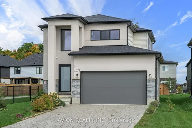 1779 Applerock Ave, London North 3