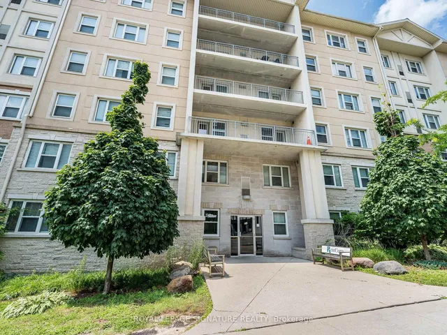 251 Lester St #206, Waterloo 4