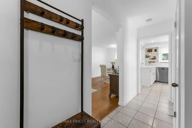 330 Meadowcrest Rd, Kingston 4