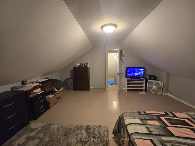 100 Nipissing St, West Nipissing 5