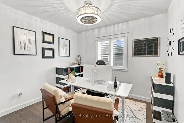 21611 Loyalist Pkwy, Prince Edward County 3