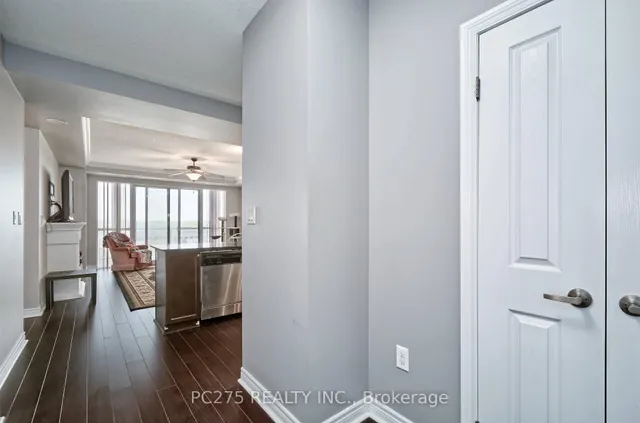 1030 Coronation Dr #602, London North 4