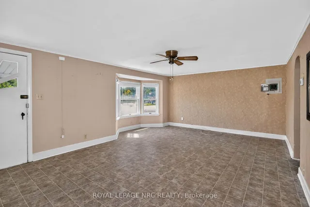 2964 Hyman Ave, Fort Erie 4