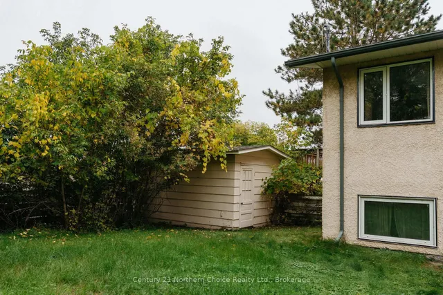 605 Ninth St, Kenora 3