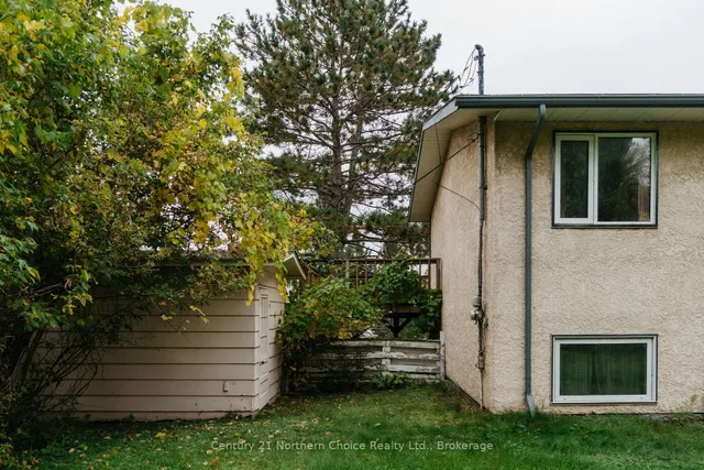 605 Ninth St, Kenora 5