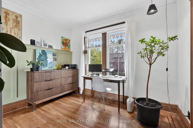 137 Sherman Ave, Hamilton 3