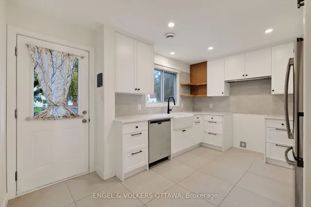 259 Teal Cres, Orleans 4