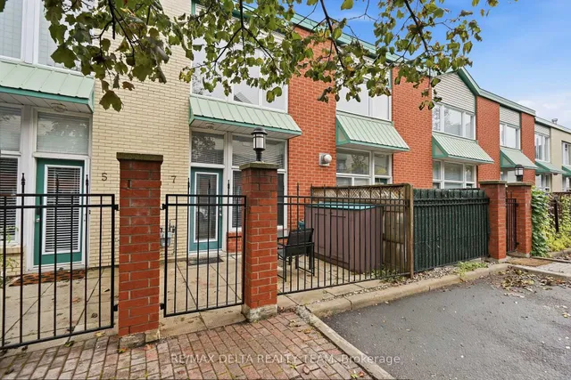 170 Cathcart St #7, Ottawa 2