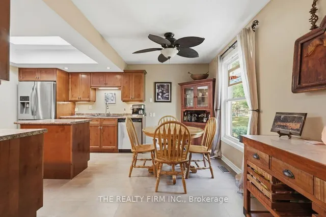 905 Dalhousie Dr, London South 4