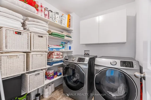 210 Pingwi Pl, Ottawa 5