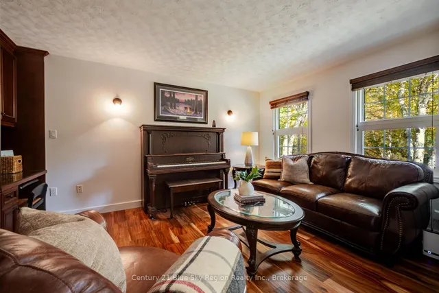 1 Springdale Dr, North Bay 2