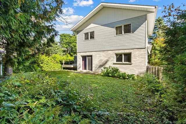 840 Mcnaughton St, South Bruce Peninsula 2