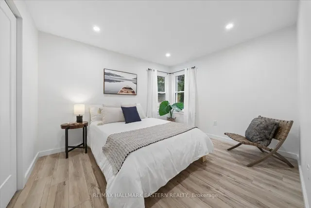 482 Wellington St, Peterborough 3