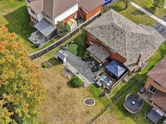 1357 Hetherington Dr, Peterborough 3