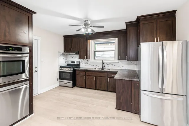 187 West 2nd St, Hamilton 4