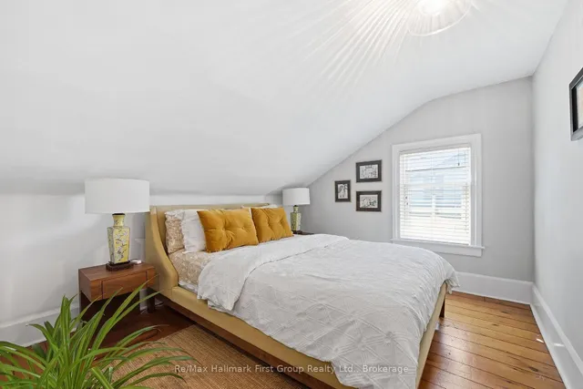 354 College St, Cobourg 4