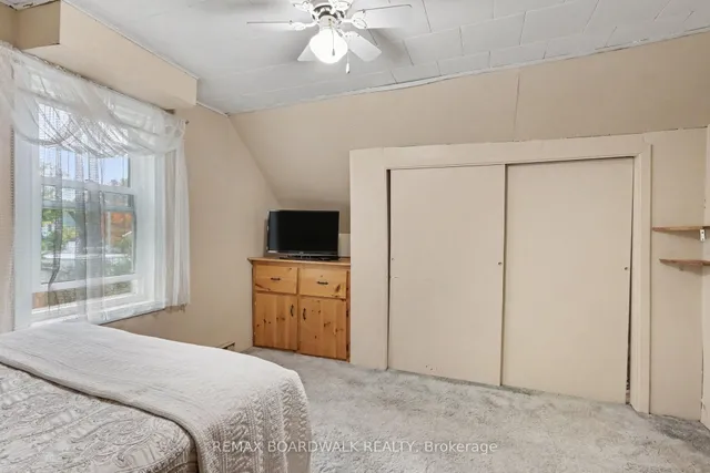 174 Munro St, Carleton Place 2
