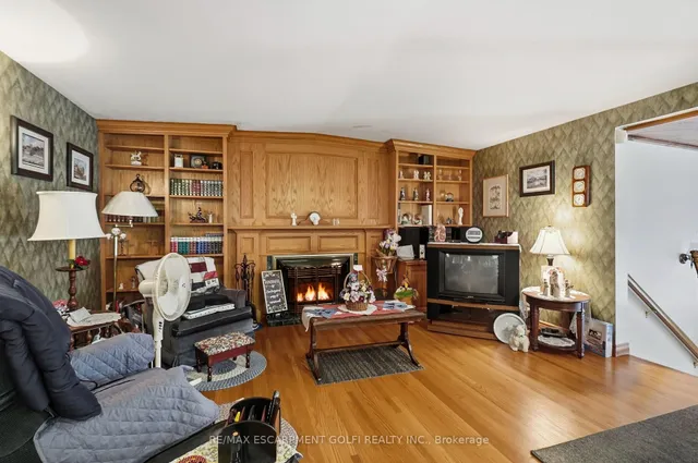 338 Albany St, Fort Erie 4