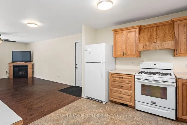 15 Redpath Lane, Rideau Lakes 5