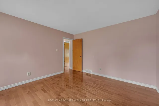 29 Jonathan Pack St, Stittsville 5