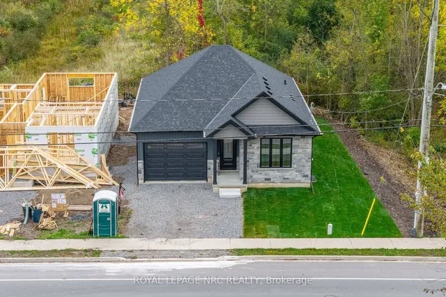 161 Forks Rd, Welland 4