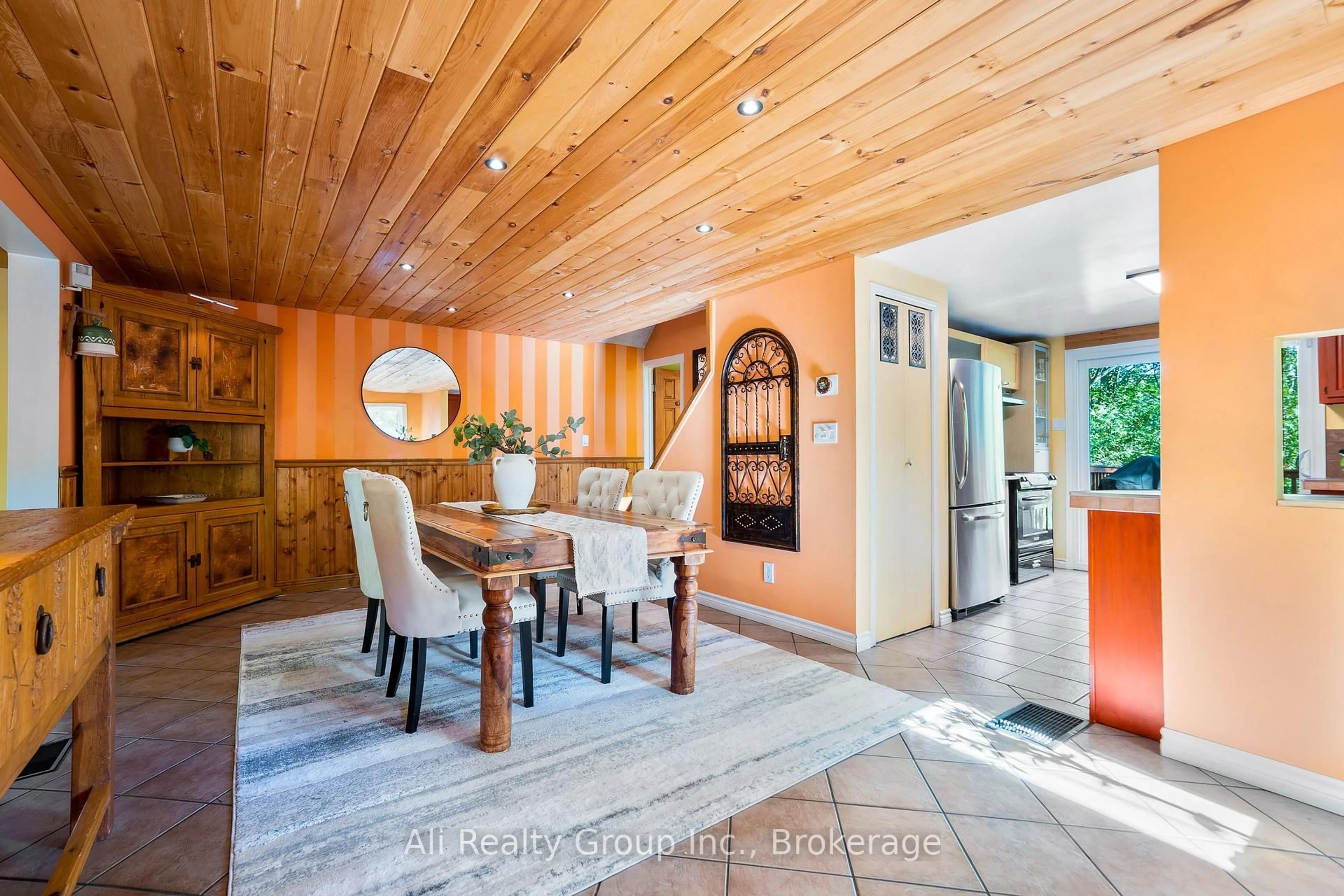 trreb/IMG-X13864620_9a41d10d-709e-44de-857b-2a10b7d14196-l.jpg