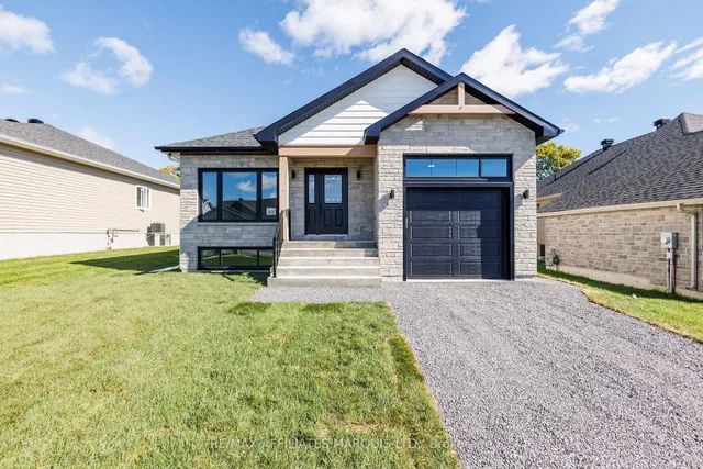 49 Clover Lane, South Stormont 3